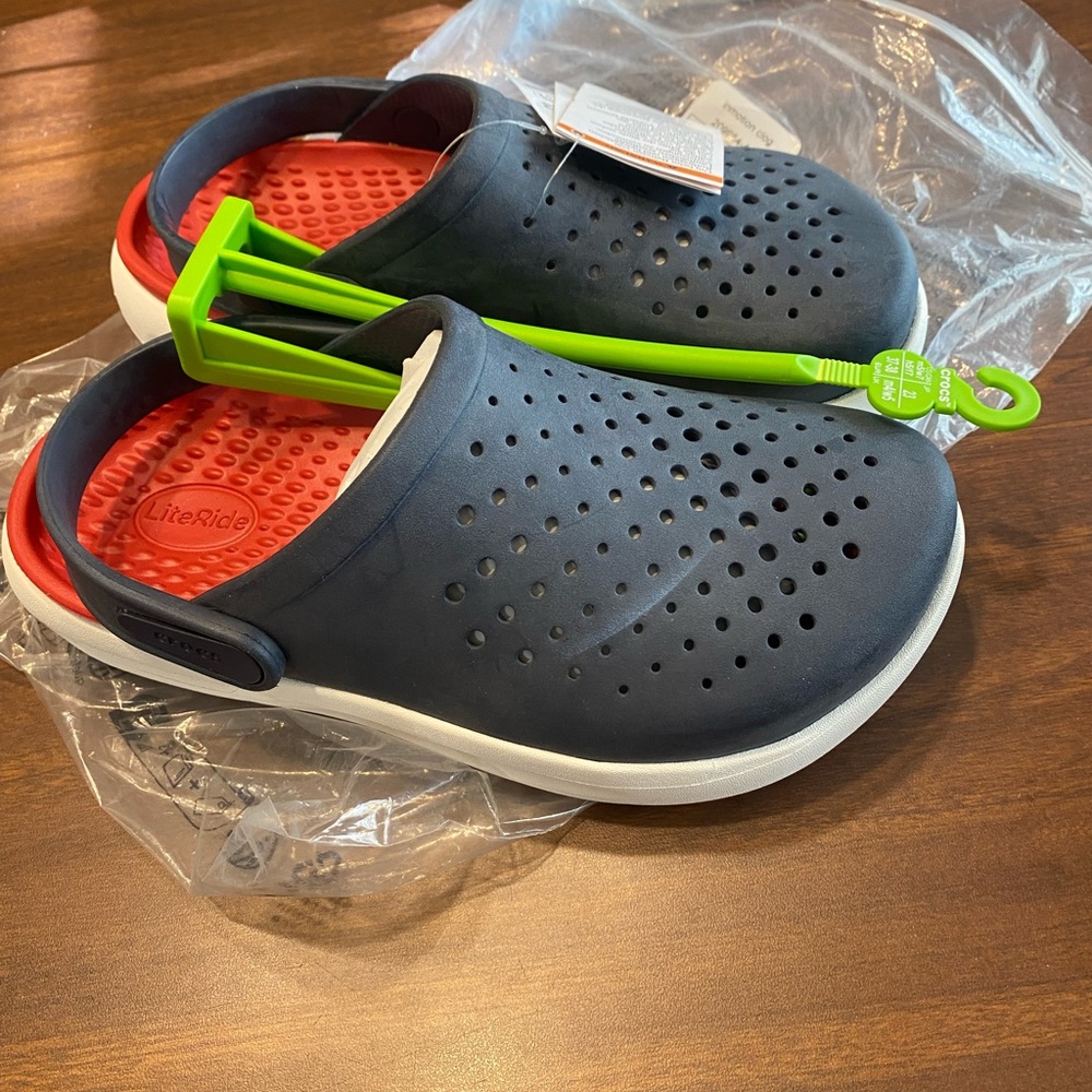 Crocs InMotion LiteRide Clog woman’s Size 7